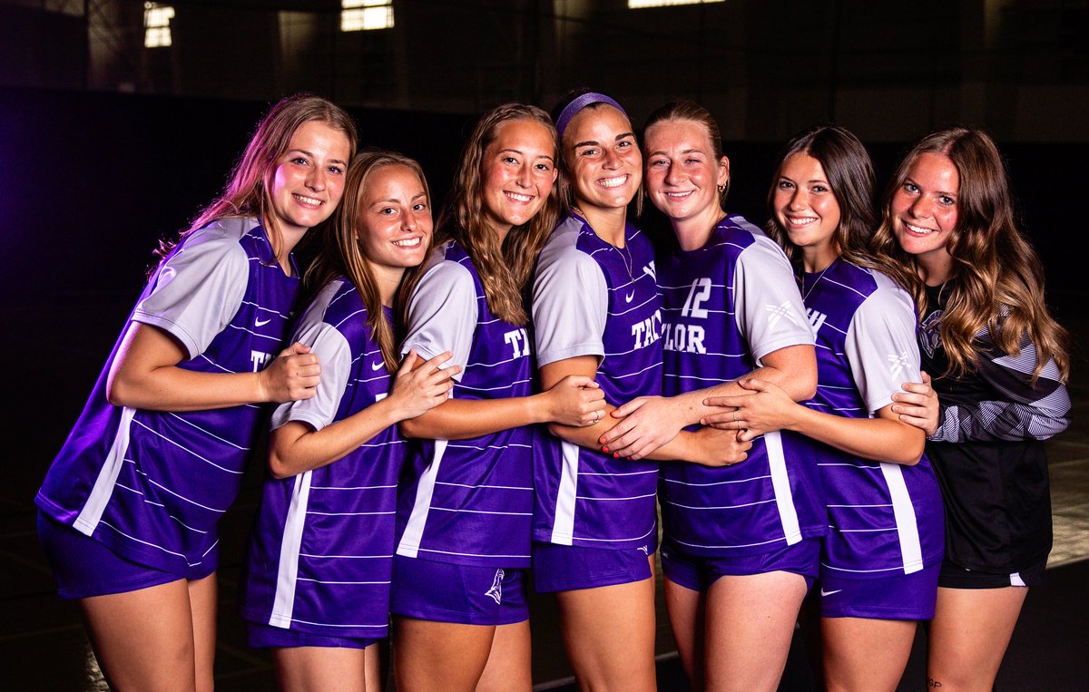 TaylorWsoccer's tweet photo. NAIA NATIOANL TOURNAMENT ⚽️ 
#17 TAYLOR IS HOSTING TODAY.

🆚  #11 CMU
📍Turner Stadium
⏰ 4:00pm
☆ 1 More Homegame For Our Seniors https://t.co/qKqjdxiMp6