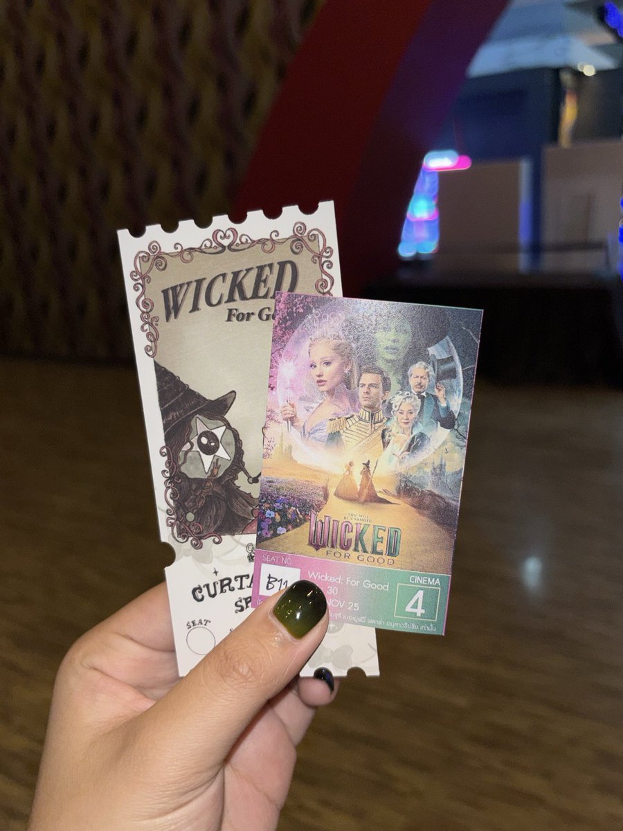 rauthasdune's tweet image. #curtaincall_th ขอบคุณที่จัด sing along รอบไวขึ้นมาค่ะ ได้ที่ปลดปล่อยอารมณ์ตั้งแต่วีคแรก ฟีเยโร๊ววววววววววว