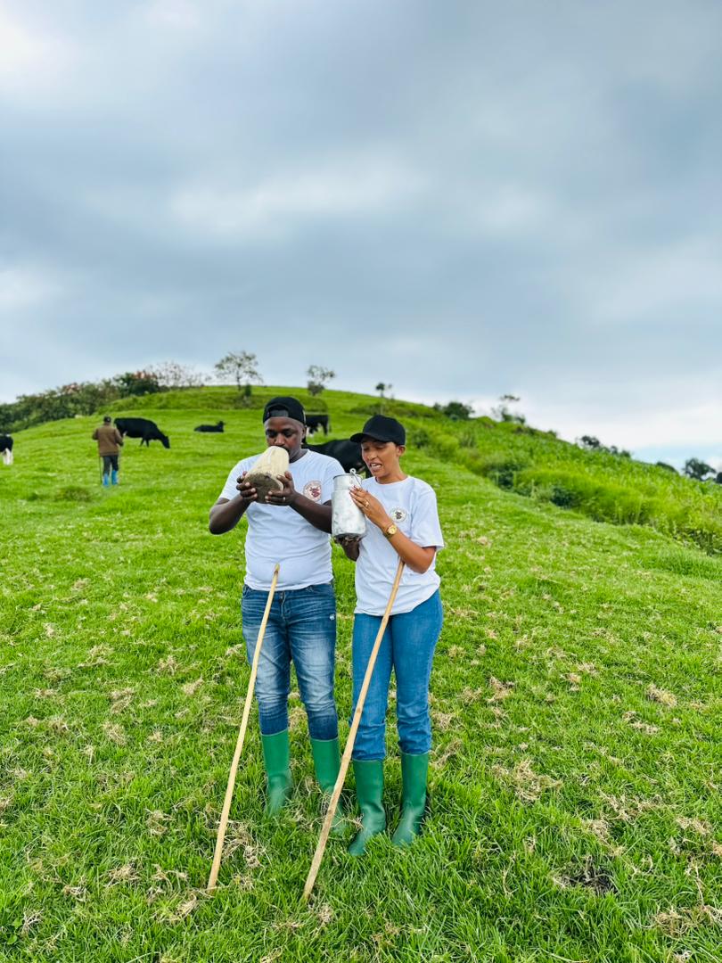 visit_masisi's tweet image. Thank you my beloved family for visiting us from the bottom&apos;s of @visit_masisi heart&apos;s we appreciate you we made Us to be proud of what we offer ♥️🇨🇩 

And I want to thankful @RDCVOIXDELAPAIX for your service God bless you 
@SugiraMireille @MaishaRdc