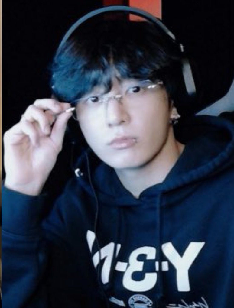 #taekook #taekookau

"You’re… sitting in my seat.”

“No, you are sitting in my seat.”

"But I came first."

Taehyung and Jungkook stare at each other across the tiny library desk, both clutching their notebooks like shields.

Jungkook looks offended and Taehyung looks confused.