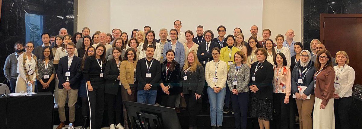 DrAngelaLamarca's tweet photo. @myESMO 2025 #AdvancedCourse in #BiliaryMalignancies comes to an end…
Thanks everyone for coming
Family portrait 📸
🫶💚 https://t.co/7TlkA6W1Xa