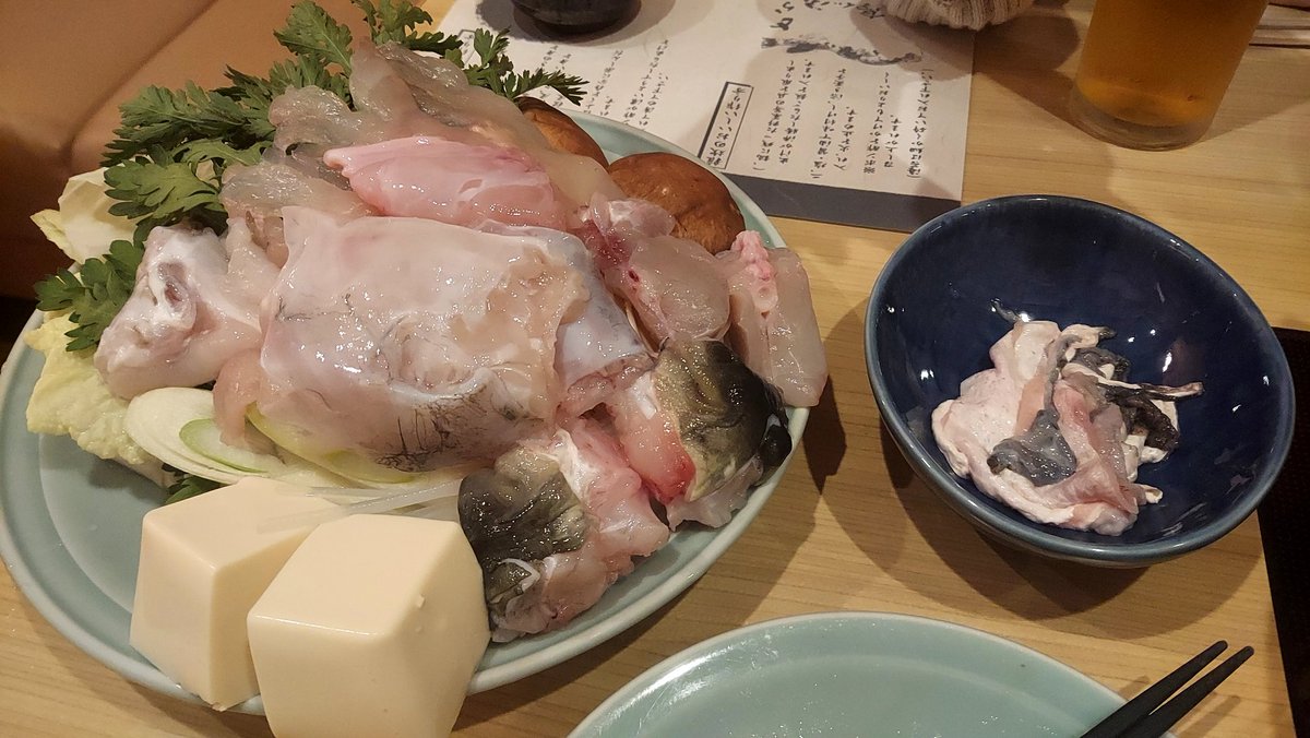 今年も無事風船飛びました。
遂に30代突入ですが、後悔はない20代だった！とはいえ全然実感ないので、これまで通り何事も全力で好きなこと駆け抜けます😁
フォロワーの皆様、引き続きよろしくお願いします！

妻がケーキとリクエストのふぐでお祝いしてくれました😂