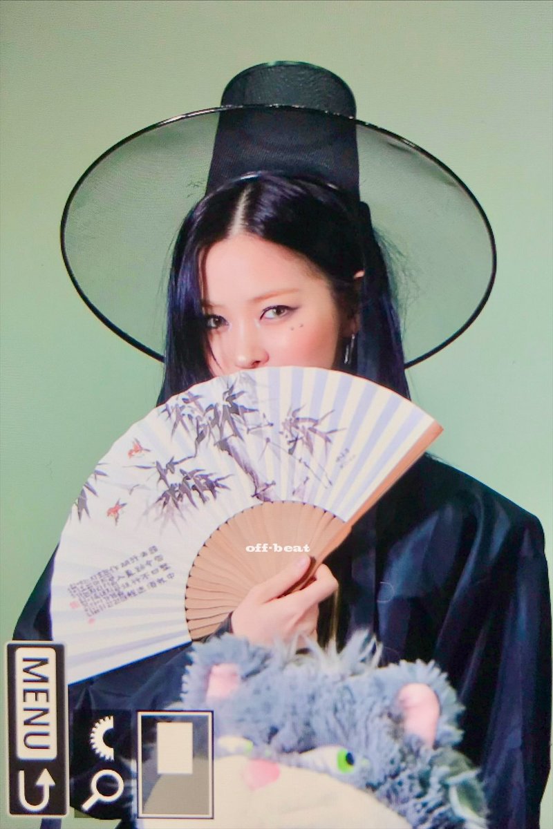 Offbeat_RJ's tweet image. 251122 #ITZY #있지 #RYUJIN #류진 @ITZYofficial