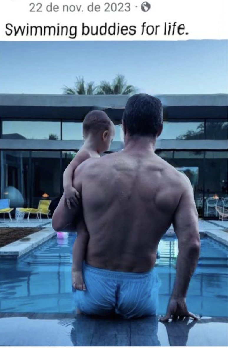 Hot #StephenAmell &amp; little  #Bowen
...
...