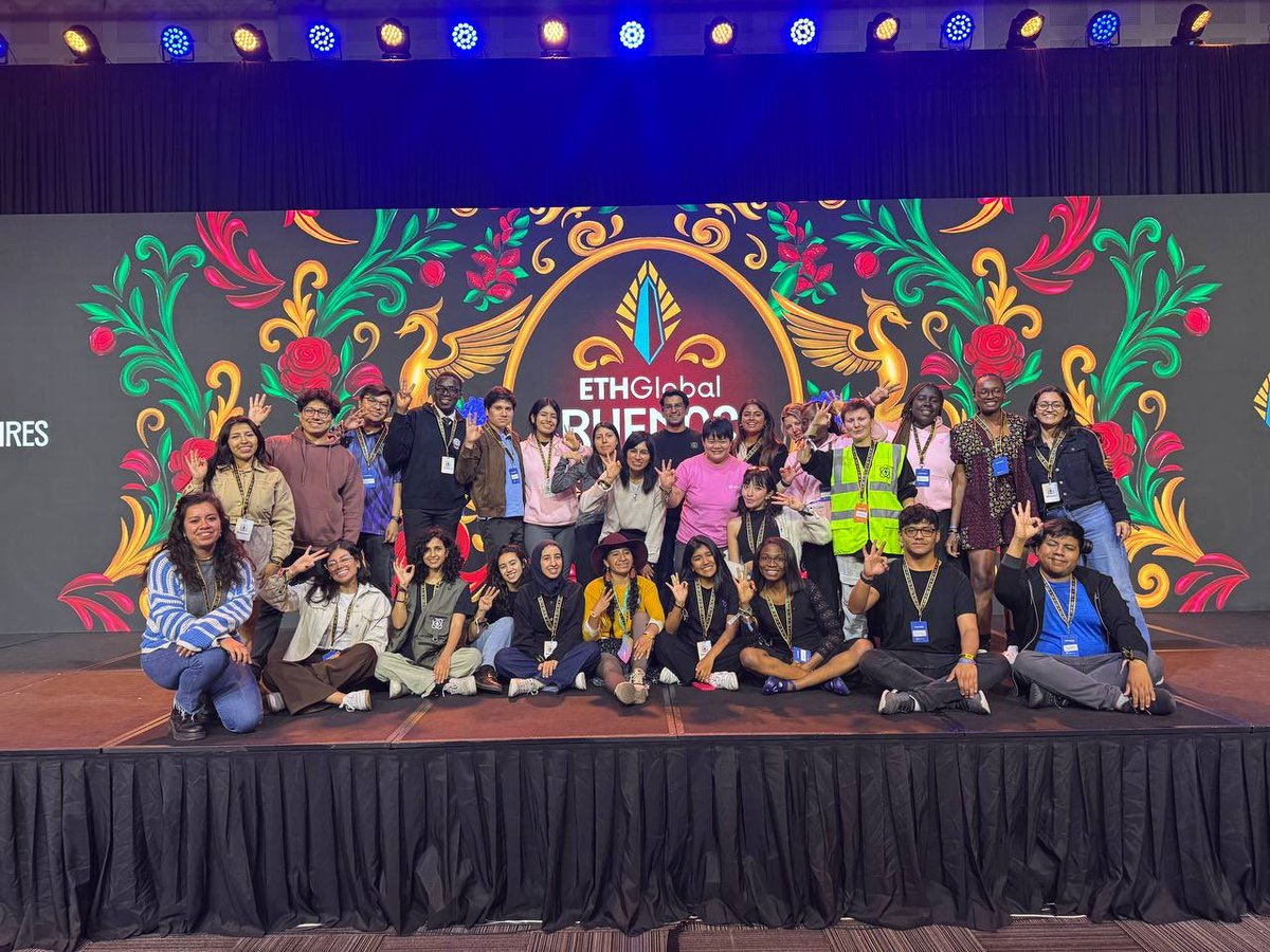 My first EThGlobal with the best community that I could ever find, <a href="/dev3pack/">dev3pack</a> 🫶

LFB!