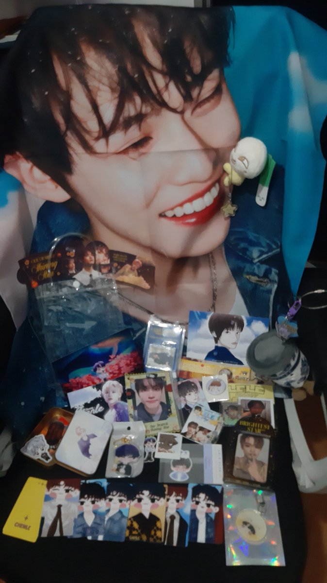 sisa and chenle's (천사😇) birthday week 🌟 grabe yung saya kanina sa mga pangyayari 🤣🤣 at yung saya ko sa mga nakuha sa raffle hihi 

#BrightSkiesEndlessDreamsWithCHENLE