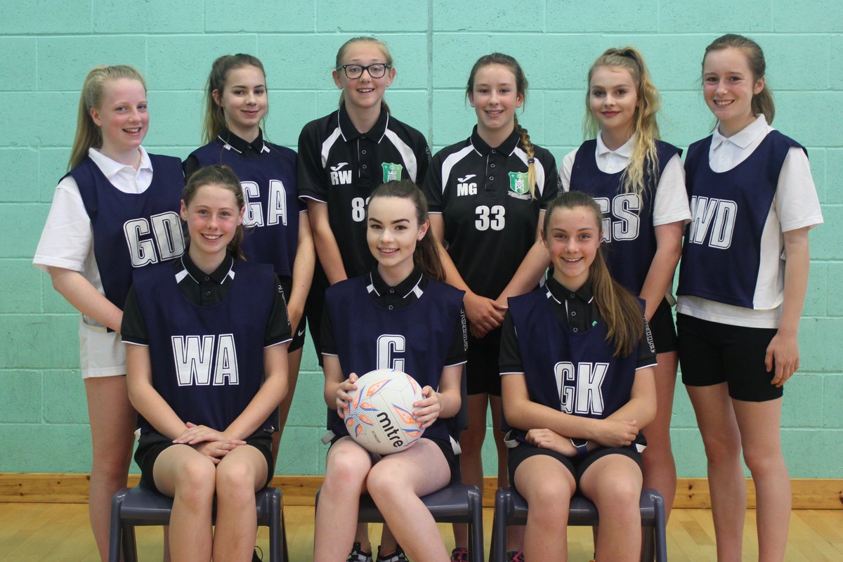 SchoolLongcroft's tweet image. This week in our @SchoolLongcroft trip down #MemoryLane we return to 2016 and feature our Year 9 #football and #netball teams. #schoolsport #Beverley