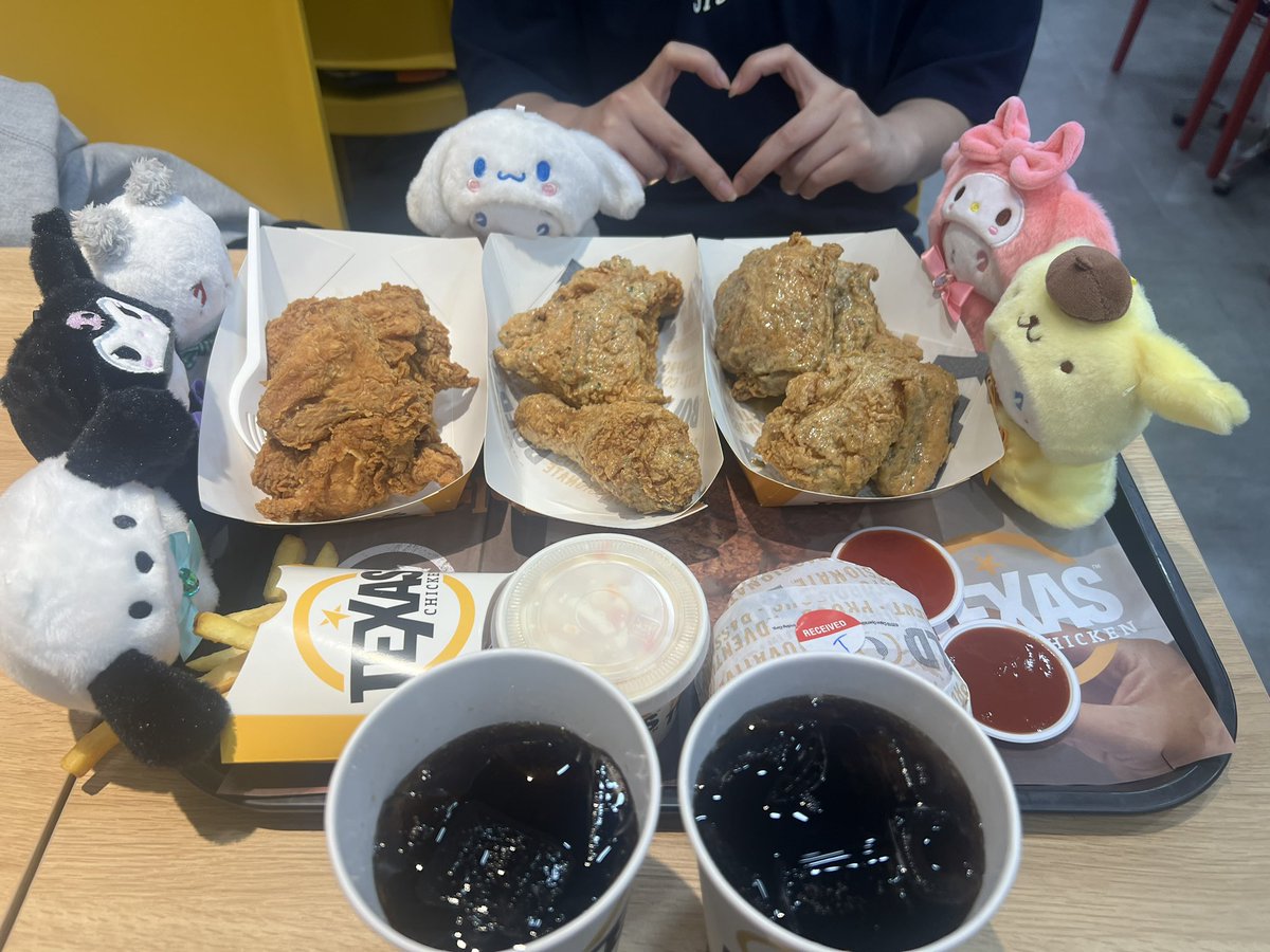 plavephile's tweet photo. Got our mmmm goguma twigim @pllissendhelp https://t.co/EEpBzBEal3