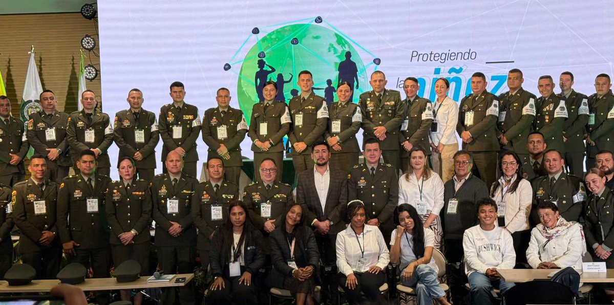 Ministerio_TIC's tweet image. En el V Congreso Internacional de Infancia y Adolescencia reafirmamos nuestro compromiso con la protección digital de niñas, niños y adolescentes. Con la Ley 2489 de 2025 y #CiberPaz impulsamos un entorno tecnológico más seguro y humano.