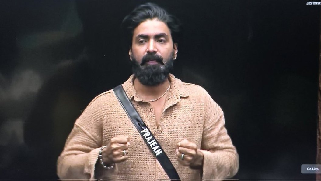 cinema_online2's tweet photo. Whom do you support today !! 🎯

#prajin :: ♻️ Retweet
#VijaySethupathi :: ❤️ Like 

#BiggBossTamil9 #BiggBoss9Tamil #BiggBossTamilSeason9 #BiggBossTamil https://t.co/VoVZUoWn7H