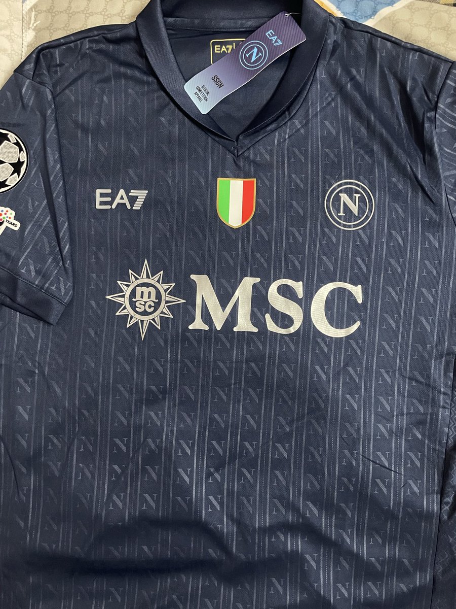 Efootball__PES's tweet image. Got my new Napoli jersey from #KitMM

Ready to flex 🫣💙⚽✨