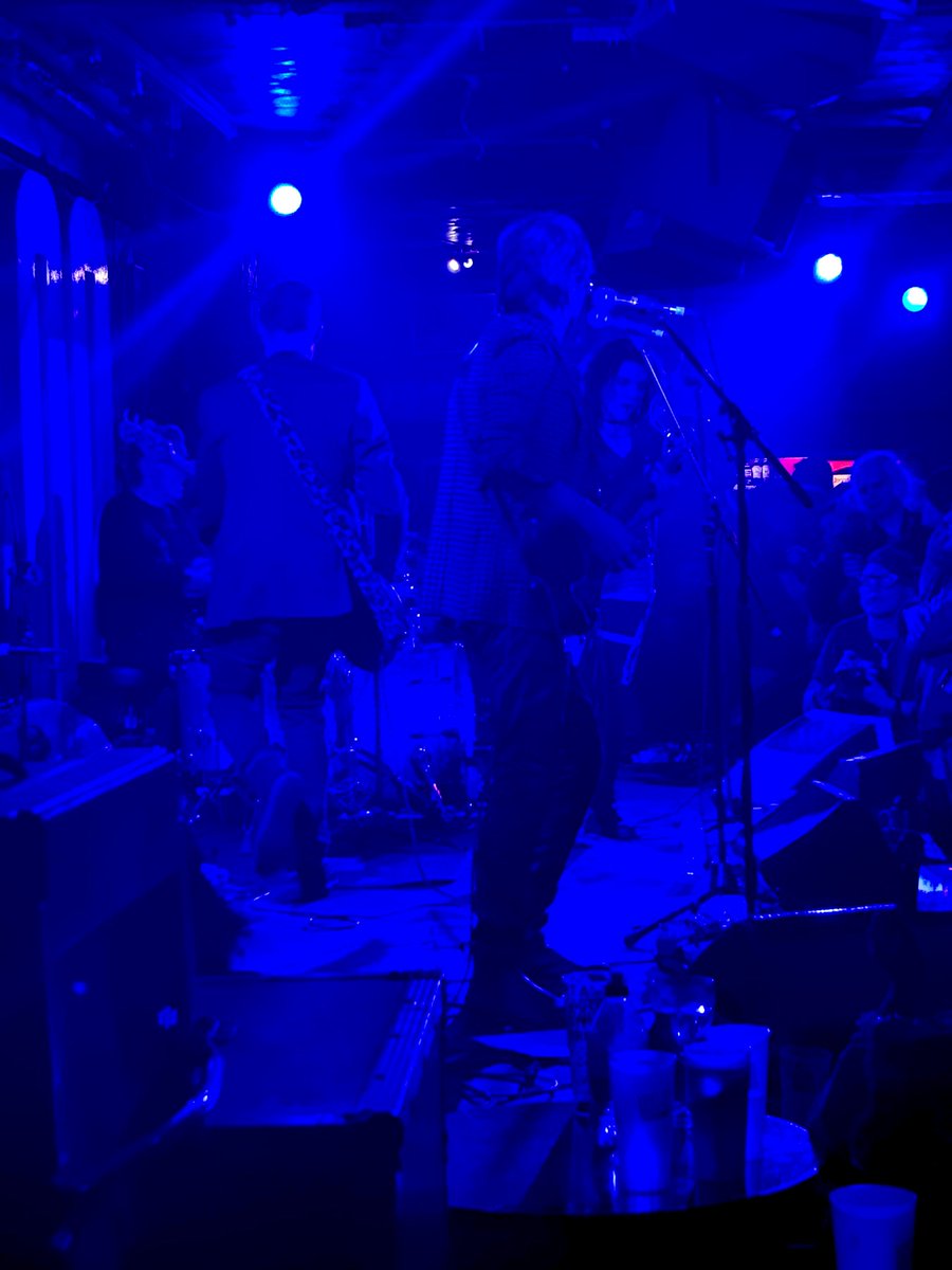 Amanda lloyd. tweet media