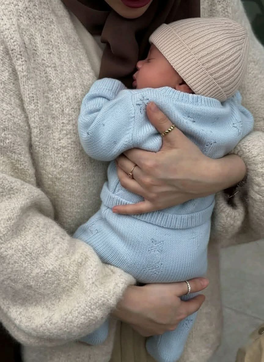 unfmariam's tweet image. لا حَرَم اللهُ امْرَأَة نِعمَةَ الأُمُومَة