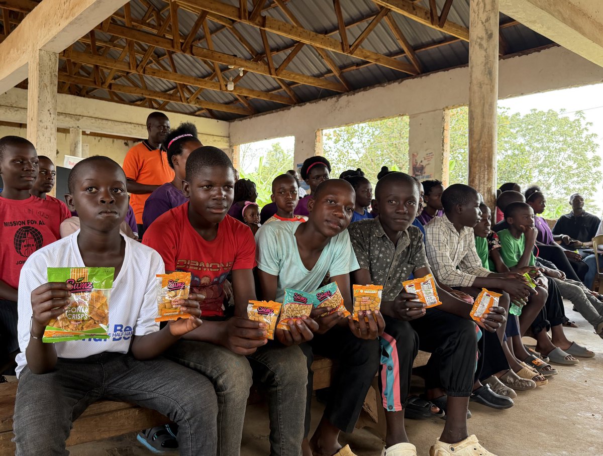 Last weekend, we continued our commitment at the Ebenezer Children Rehabilitation Centre, a project that has grown with us over the years. Service, impact and community; that’s our story. ❤️✨

#Ebenezer2025
#RotaryEyamba
