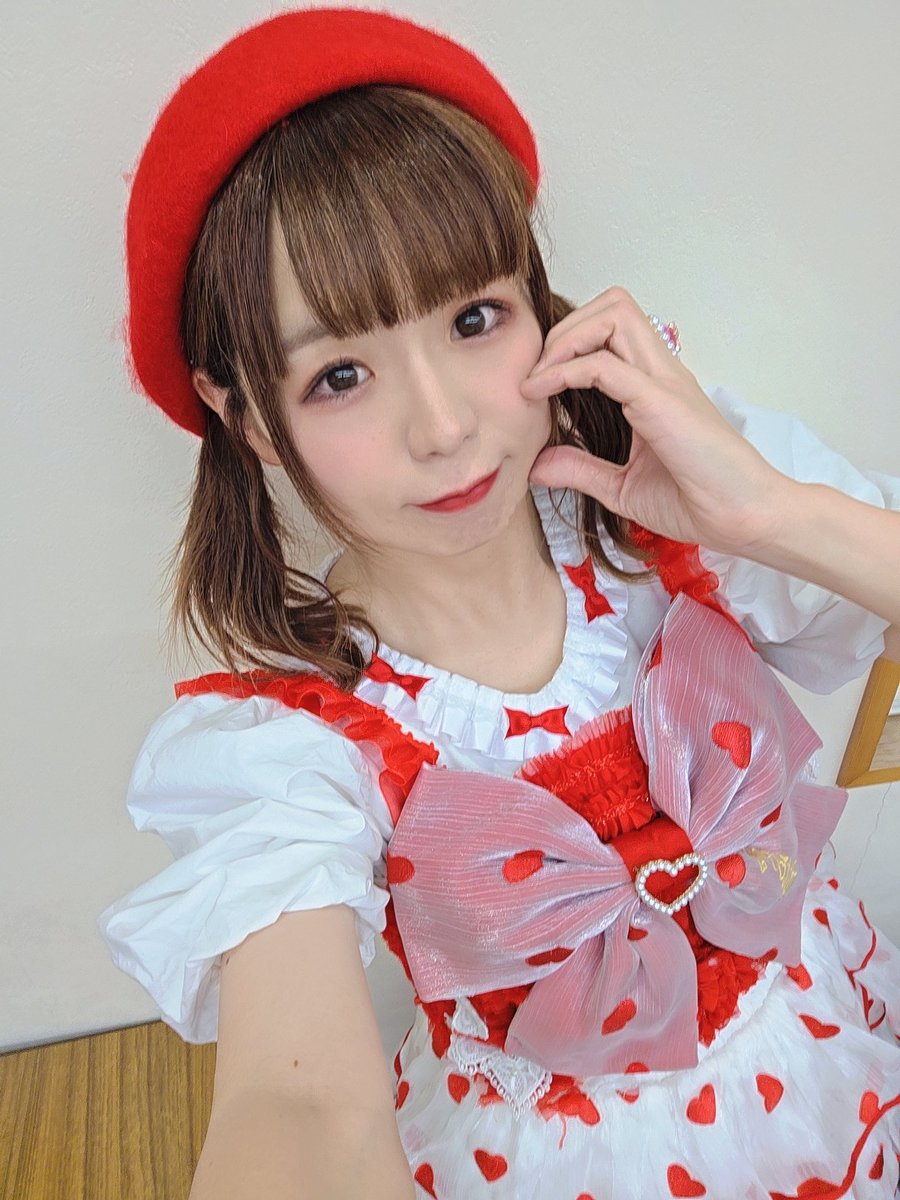 mikemike_mika's tweet image. ⌒°( ´・◡・`)°⌒
#いいツインテールの日 
#わんわんにゃんにゃんの日