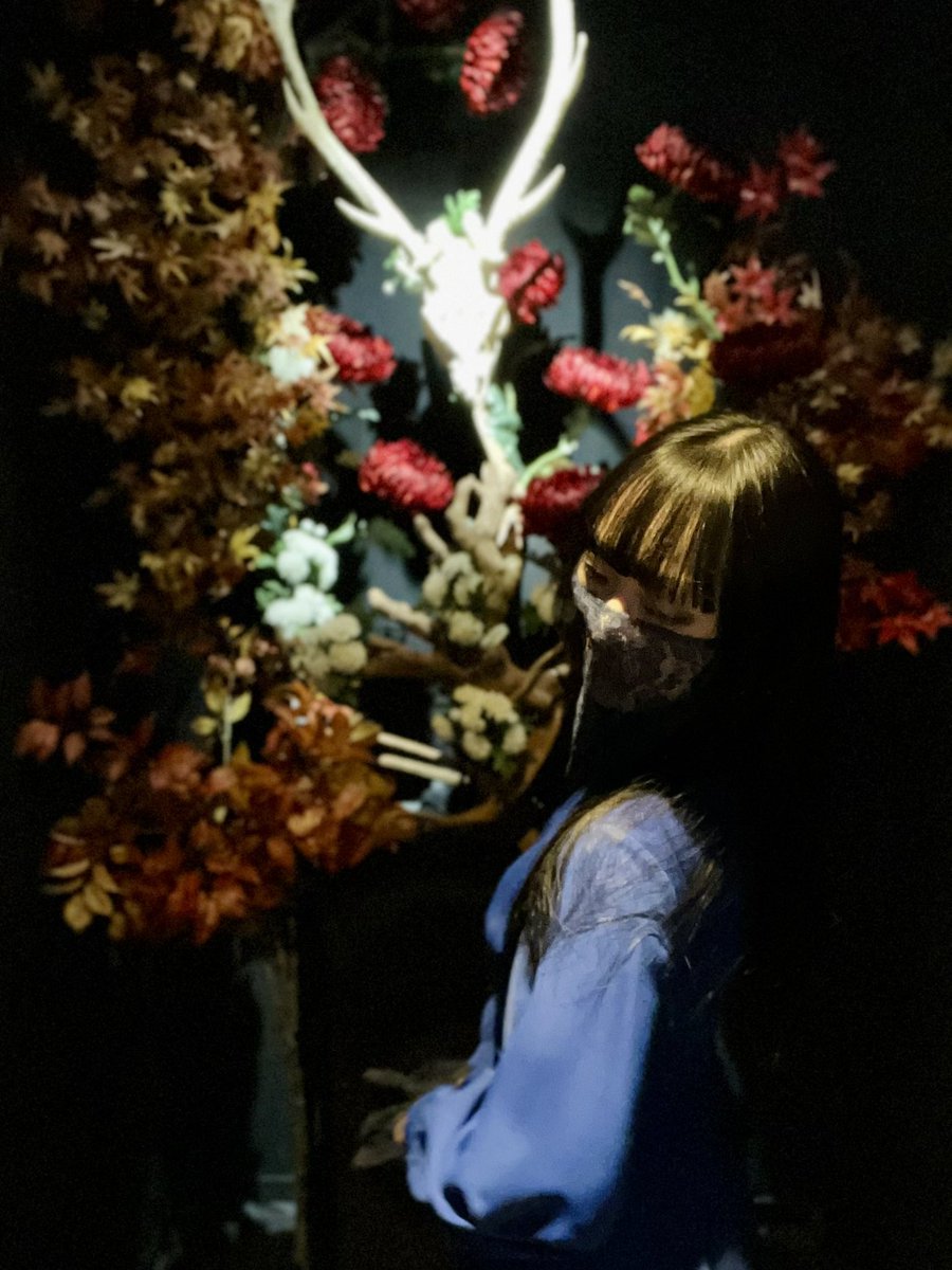 96nek0's tweet image. 「百物語 - 齢草 -」

儀式へのご参加ありがとうございました。
また明日お会いしましょう。

#DAZZLE百物語　#百物語齢草
#immersiveexperience