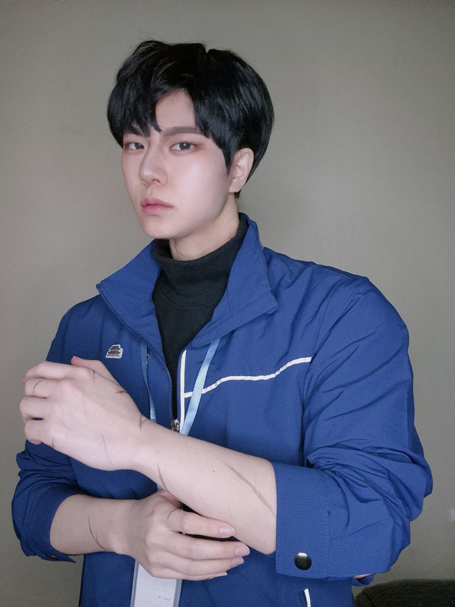 #괴담출근 

⚠️Cosplay ⚠️

초자연 재난관리국 현무 1팀
청동요원