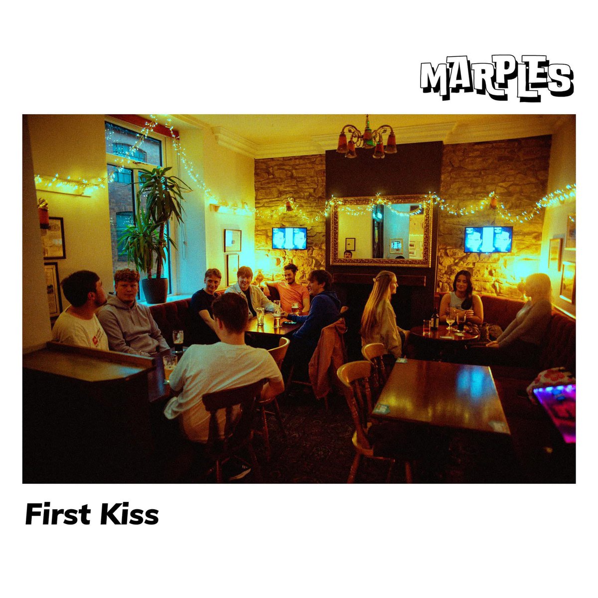 Marples__'s tweet image. Happy first birthday to First Kiss 🥰 

Is this your favourite single of our’s?