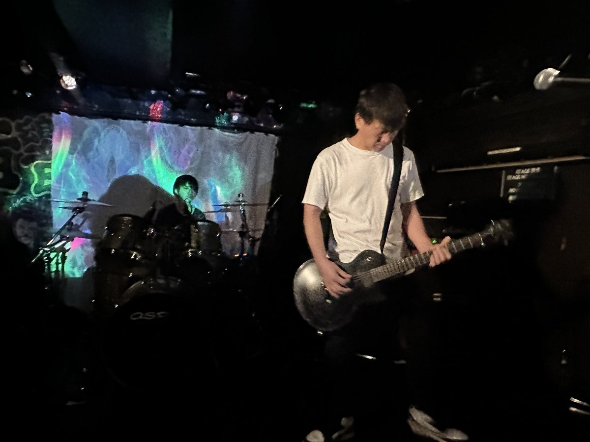 dls38_c21h30o2's tweet photo. 今日のampcharwarとVROOM https://t.co/bsgHkRawbm