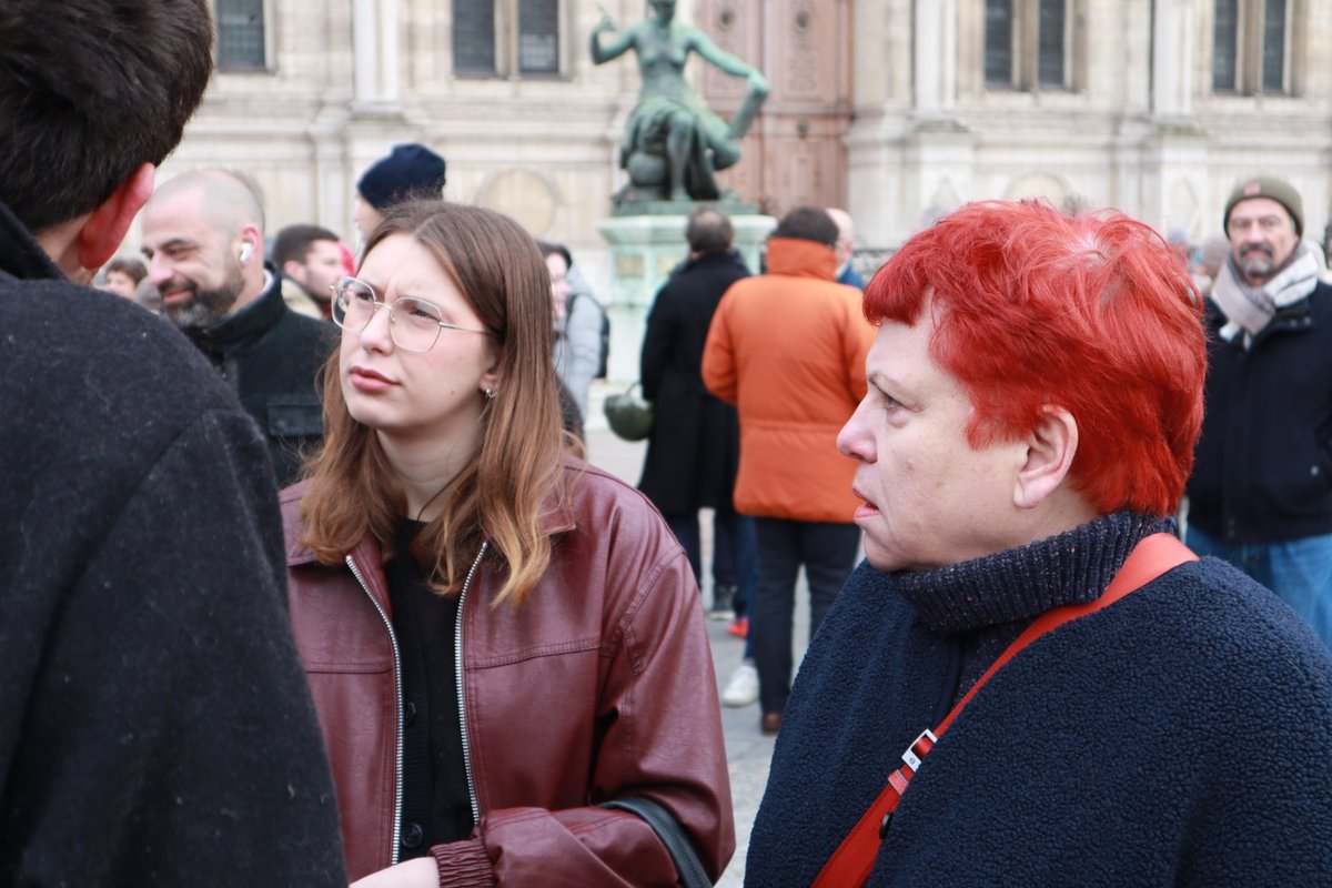 Vérité et justice pour #Mehdi Kessaci, 20 ans, mort pour rien
Tristesse, dignité et colère au rassemblement  devant l'hôtel de ville.
Pour Mehdi, pour Amine et pour toutes les victimes du #narcotrafic.