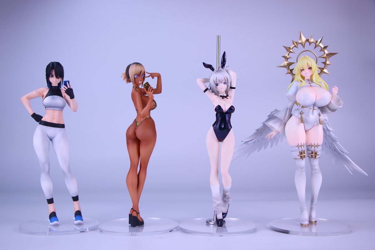 明日は GWCオリオン15 です！
僕のオリジナルガレキとキーキャップは ブース16 で販売します。
ぜひ遊びに来てください！
🪽エンジェル　￥13000
💪ワークアウトセルフィー　￥8000
👙ビーチセルフィー　￥8000
🐰ポールダンスバニー　￥8000

#GWCオリオン15