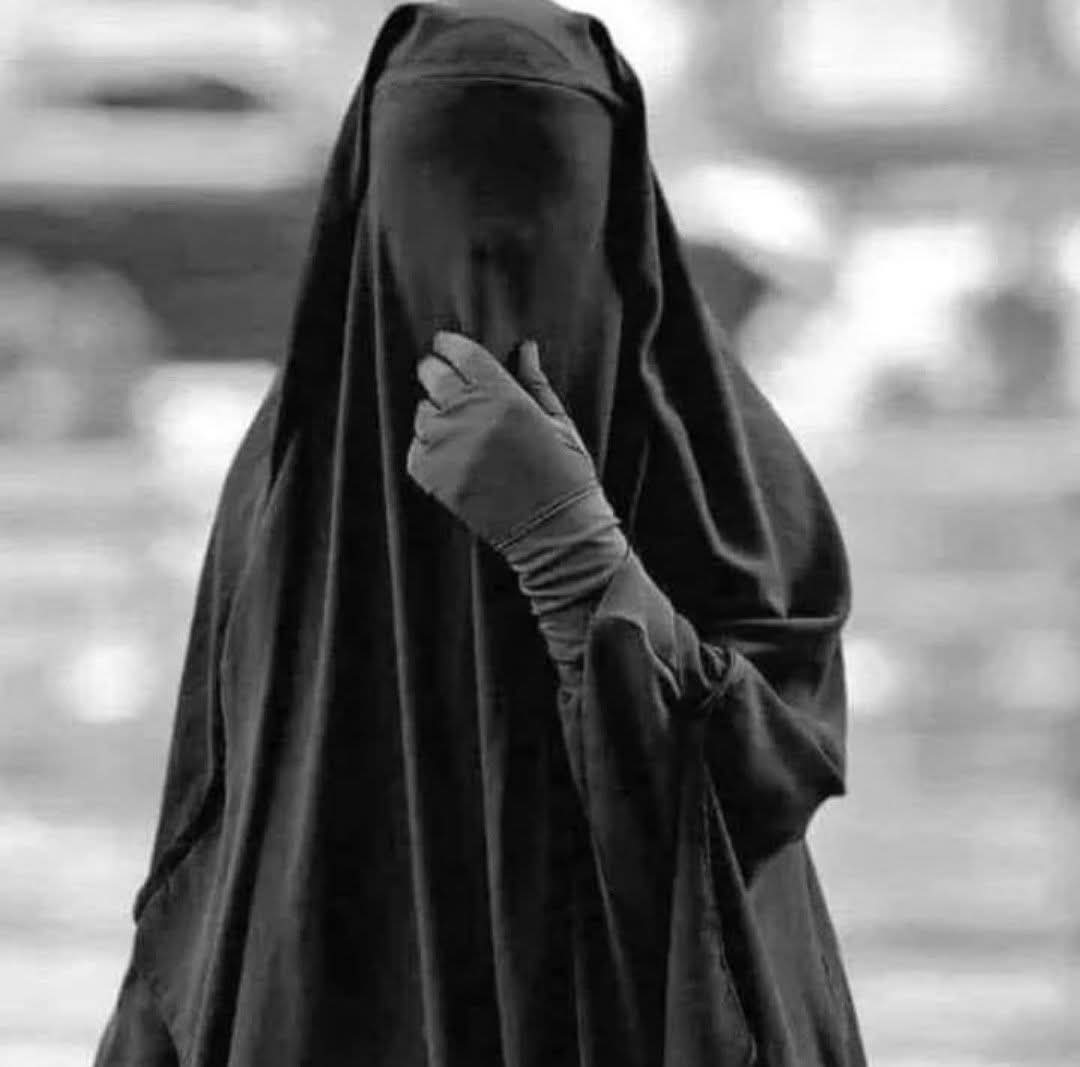 مهما وصلت الموضة إلى أعلى درجات الجمال، لن تكون أجمل من العفاف والحياء والستر والحجاب والحشمة. 👑💎