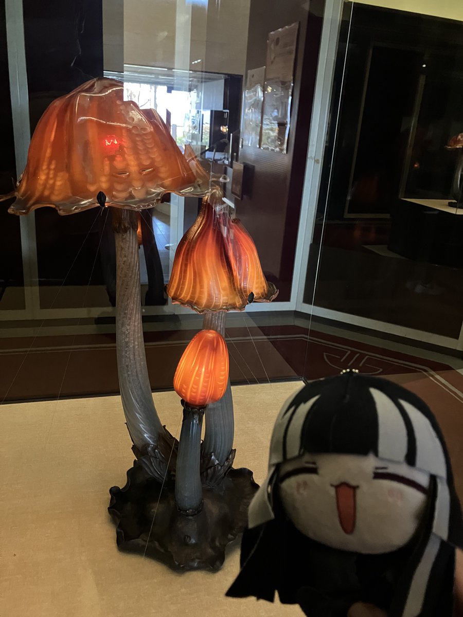 北澤美術館「万国博覧会のガレ」 エミールガレ氏のガラス工芸品へも