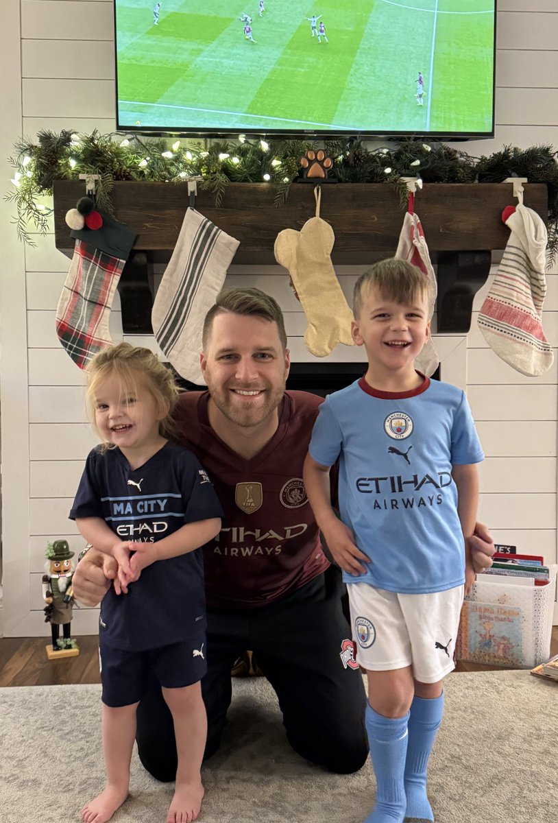 mfergwooster's tweet photo. Read to cheer on Man City with my two favorite football fans @ManCityUS @NBCSportsSoccer #MyPLMorning https://t.co/8s1nt96fN5