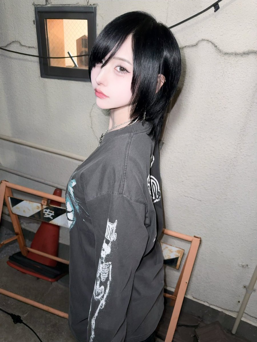 _d_r_u_m_'s tweet image. 新作のモデルさせて頂きました！！！！！
個人的にこの洒落てる絶妙な色味が凄くお気に入りです★ ﾟ
プレゼント企画やってるみたいだよー！！！！！！！

⬇️のポスト飛んでみてね！🎶