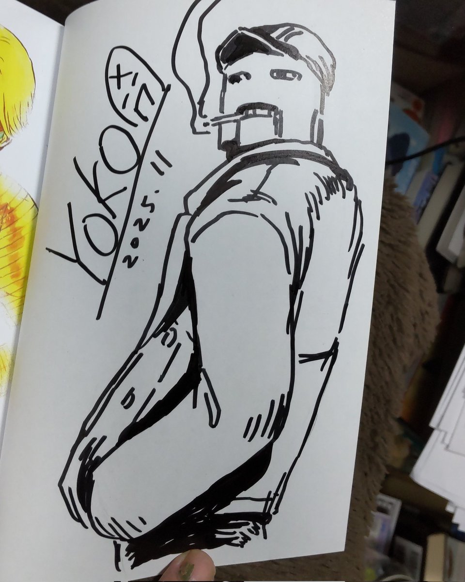コミティア154で大昭和ロボット捜査線のサイン単行本を描きました。
1000円で発売します。
単行本にサインは他では描いてないのでサイン入り単行本が手に入るのはイベントだけ。
コミプレ「ヒーローズ」で連載中です。
大昭和ロボット捜査線9話
「デッドメーカー#2」
https://t.co/SKYZnXsCiZ