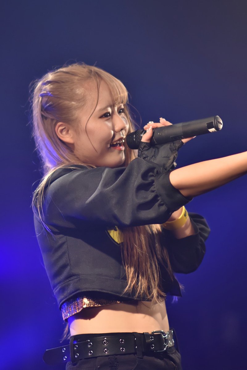 hozyo_minami's tweet image. みんなの写真は載せたので過去の私を

メルヘン期(2018.9.5-2020.8.30)
　ロック期(2022.8.3-2023.4.27)
 
どっちの時代もすごく楽しくて
蜂蜜★皇帝のことが大好きで
このグループにいられたことが幸せだなぁと思っています☁️

(ALT)