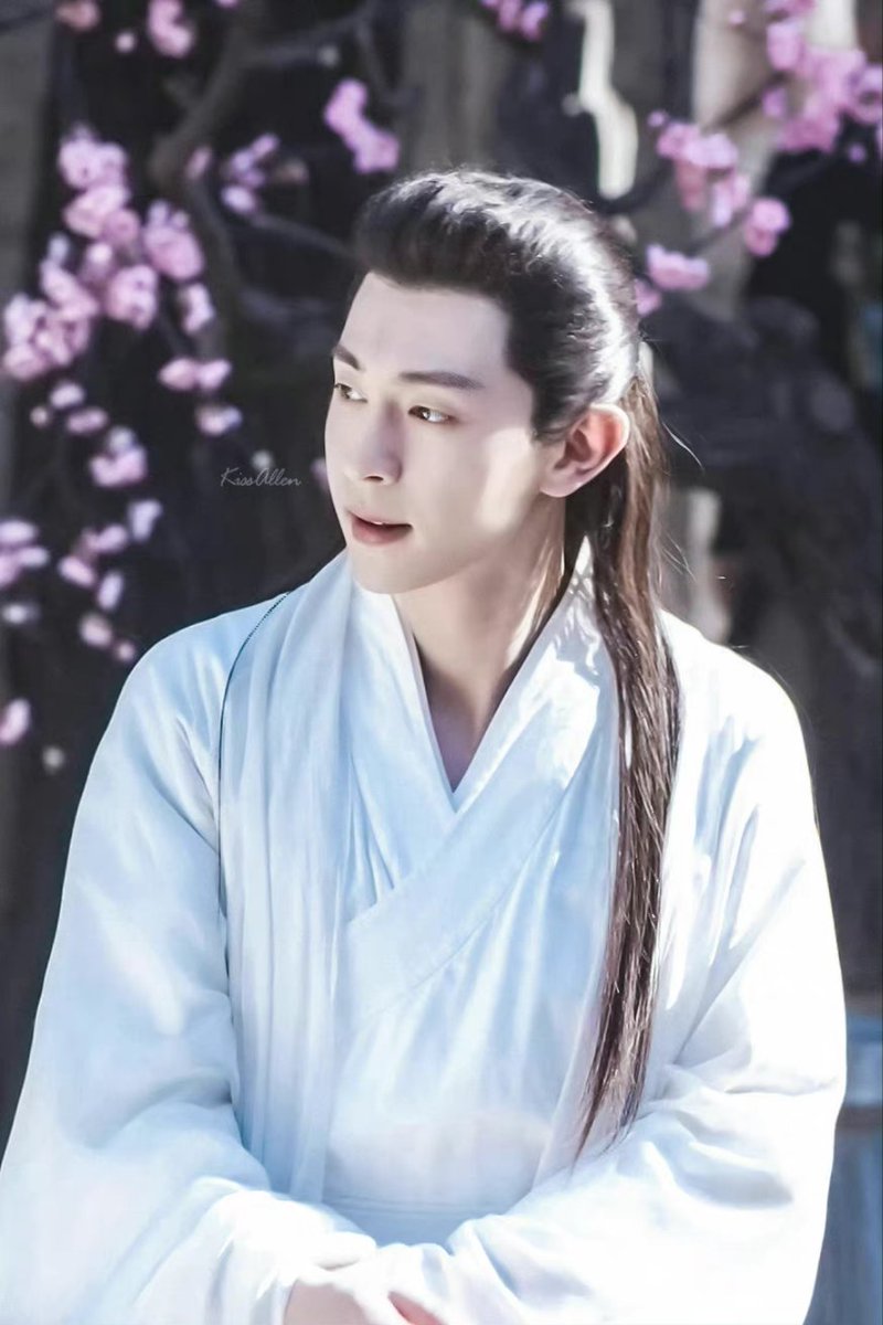 Fun quiz 😄😄
Who are these two ancient warrior ? ❤❤ 
#Denglun #เติ้งหลุน #邓伦