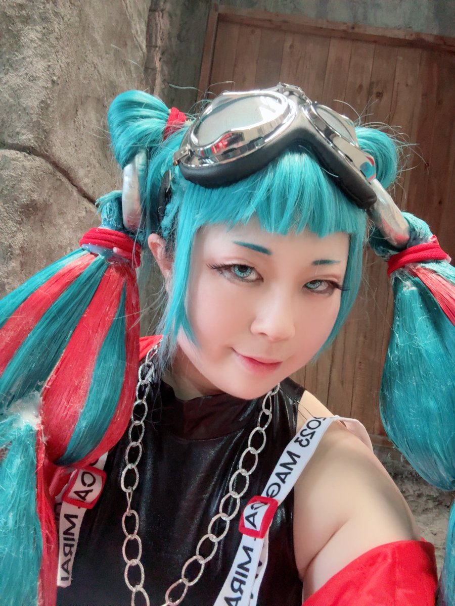 kanonm523's tweet photo. 今日はノンアートでミクさんやってきました！HEROちゃんとフェアリーミクサンです✨💪雰囲気違ってやってて楽しかった〜！✨🙌
キャロさん撮影ありがと〜✨🙏 https://t.co/vcMAvc64LF