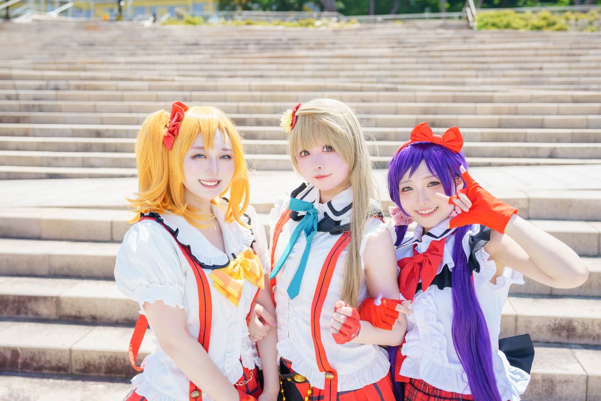 _nega_cos's tweet photo. 2017年⇔2025年
8年経っても一緒にコスプレしてるの感慨深いなぁ️🫧💭 https://t.co/qsfIATLqYY