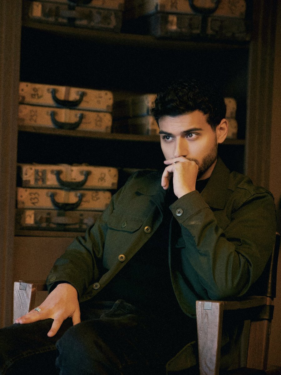 أمام واحد من أغنى الأرشيفات في العالم العربي: أرشيف تلفزيون لبنان.

من قلب هذه الذاكرة الحيّة التي حفظت أجمل ما قدّمته بيروت ولبنان من فنّ وثقافة، وكانت حجر الأساس في نهضة المشهد الفني، نستمدّ الأمل لنواصل بناء وطن نعيد إليه نبضه ومجده… وطن ينهض من جديد🇱🇧 #عيد_الاستقلال_ألبناني