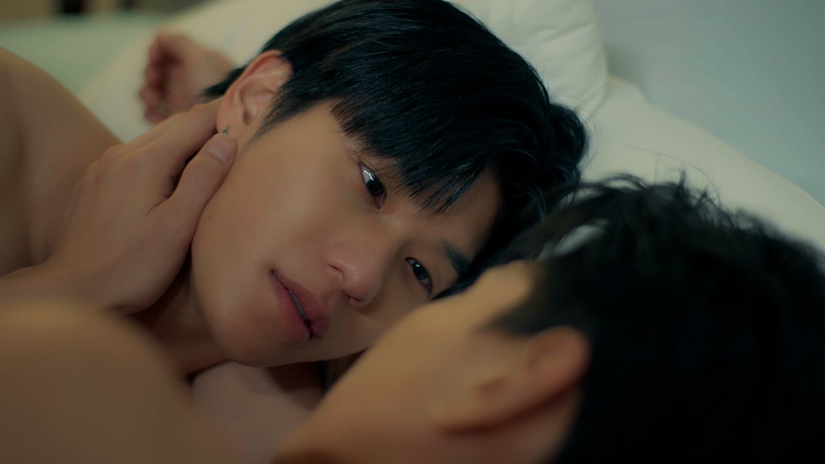 เออ ใครจะไปโกรธลง หน้าแบบนี้ สายตาแบบนี้ ฮีหลงเช้า หลงเย็น (ห้ามล้อ) 🥺

The Wicked Game EP9
#เกมรักลวงEP9