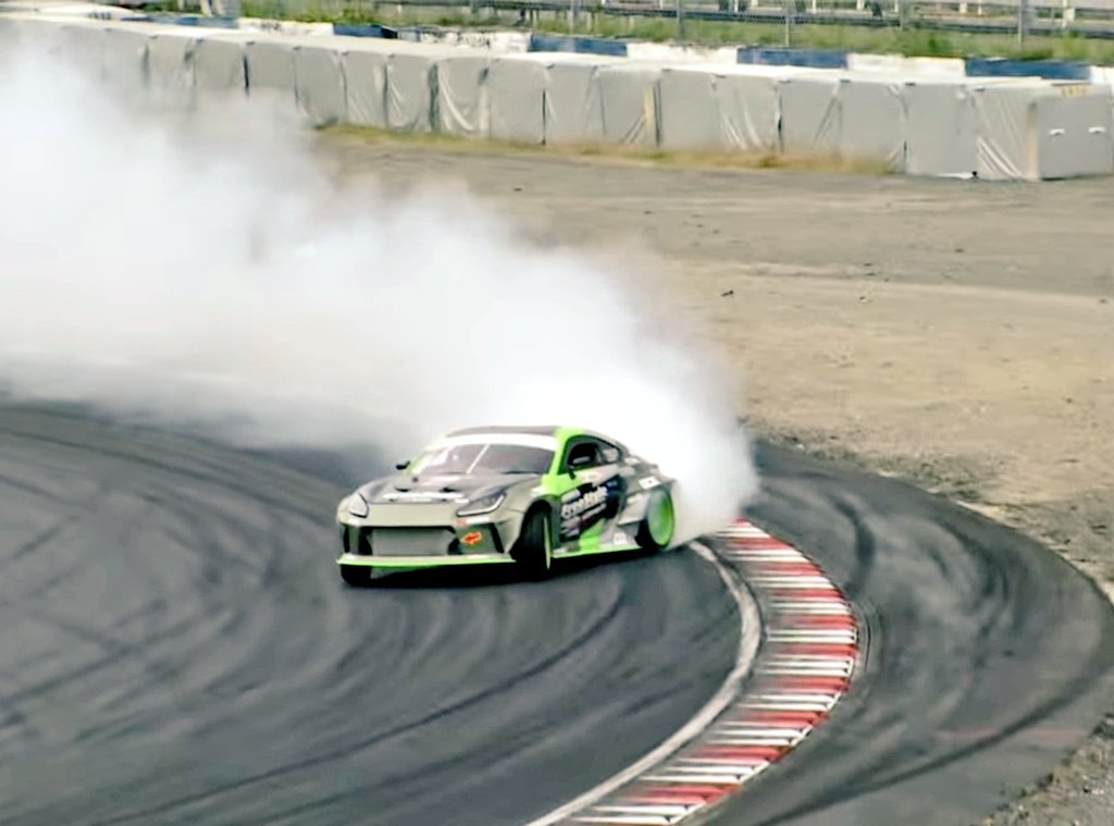 岡山でかっこいいドリフトを見せるじゃまけんさんその1 #FDJAPAN