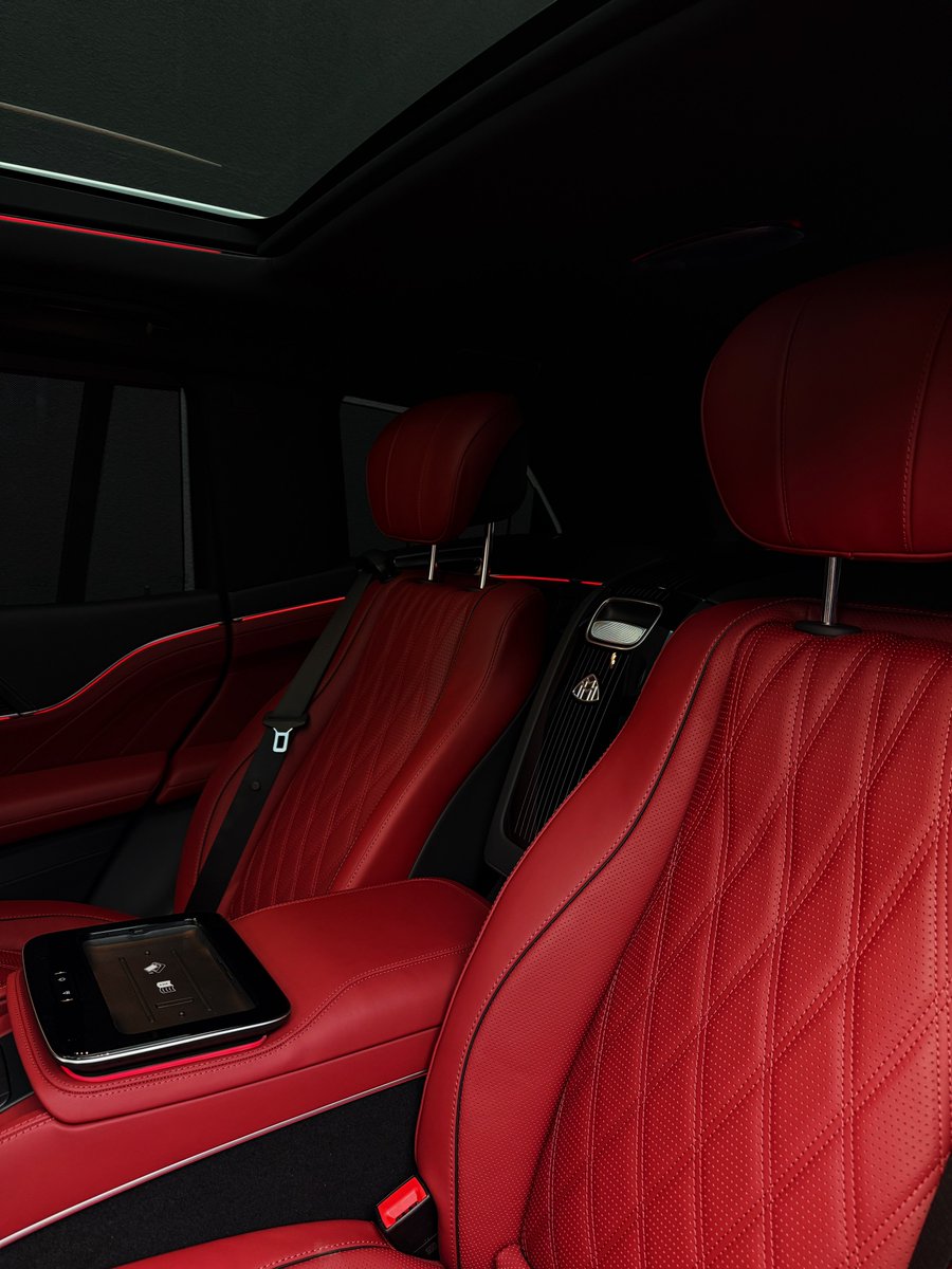 JoeW6_'s tweet image. Maybach on Monos ✍️