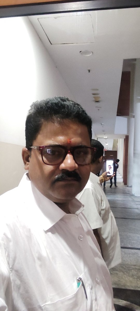 anandpathak76's tweet image. क़सम जब उस ने खाई हम ने एतबार कर लिया ज़रा सी देर ज़िंदगी को ख़ुश-गवार कर लिया। हर-चंद एतबार में धोके भी हैं मगर ये तो नहीं किसी पे भरोसा किया न जाए। #आनंद_पाठक