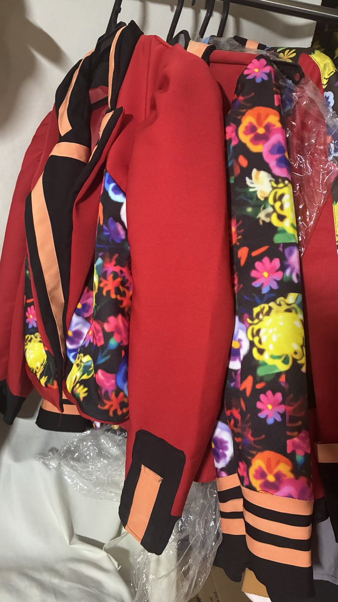 r_e_m_o_m_o's tweet image. 今年最後の大修羅場です

 #れももものめも