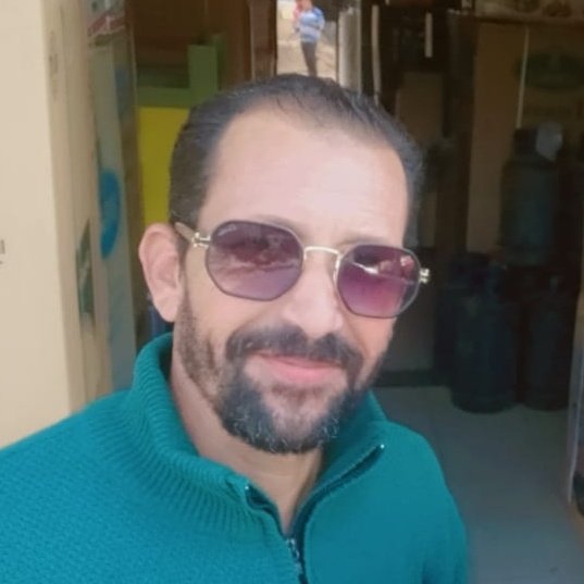 كن صادقاً ولو بقيت وحيداً
فالكذب لا يجمع حولك إلا المافقين
💚💚💚💚💚💚💚💚💚💚💚
فما اعظمها وحدة. وما احقره جمع 👍
 ✍️<a href="/Ghariani1000/">الشاعر غرياني فتحي 🇪🇬 🕋 🇵🇸</a>