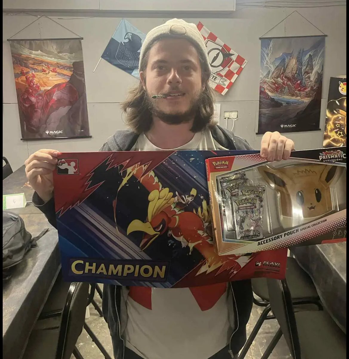 Louie Dymott |✋🤖🤚 tweet media