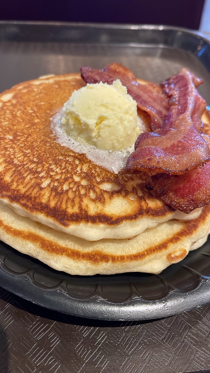 techroach98's tweet image. A guy has needs…