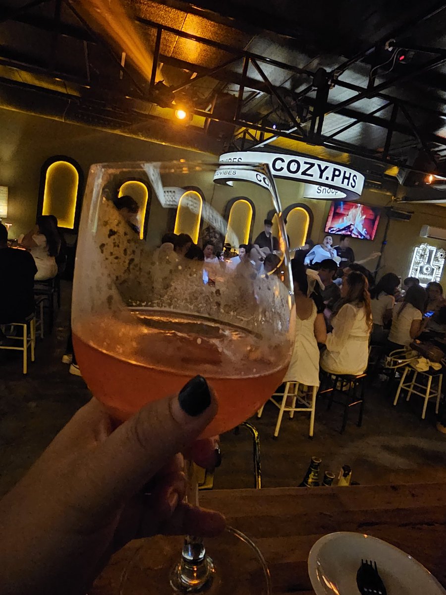 hyper_lp's tweet image. ภาพตัดเลยทีเดียว 55555 🍻🍻
#มอนอ #พิษณุโลก