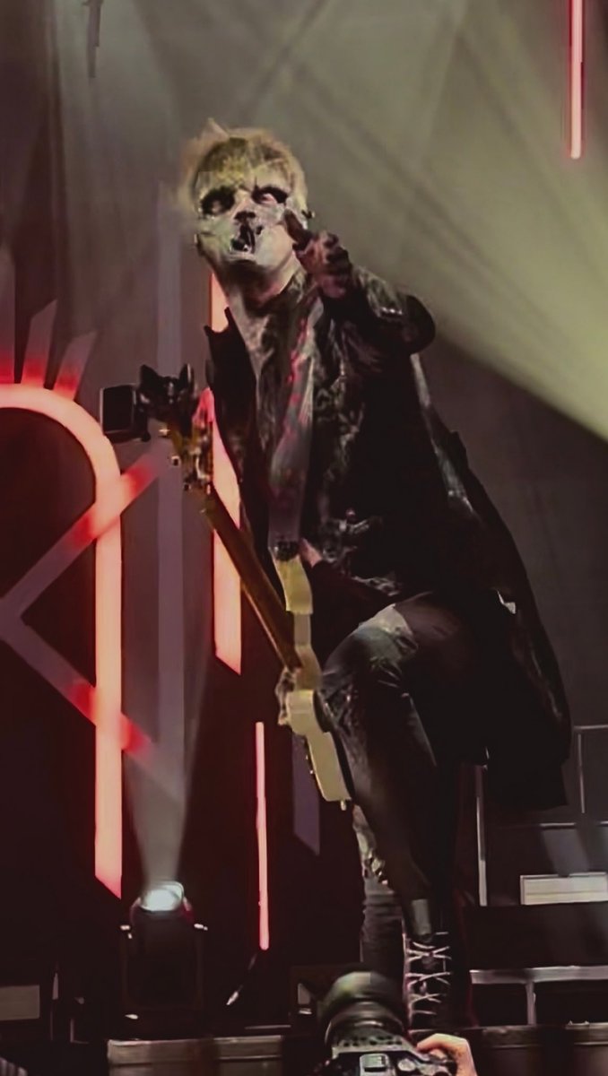 Sam_sun1567's tweet image. One year ago today this crazy moment happened