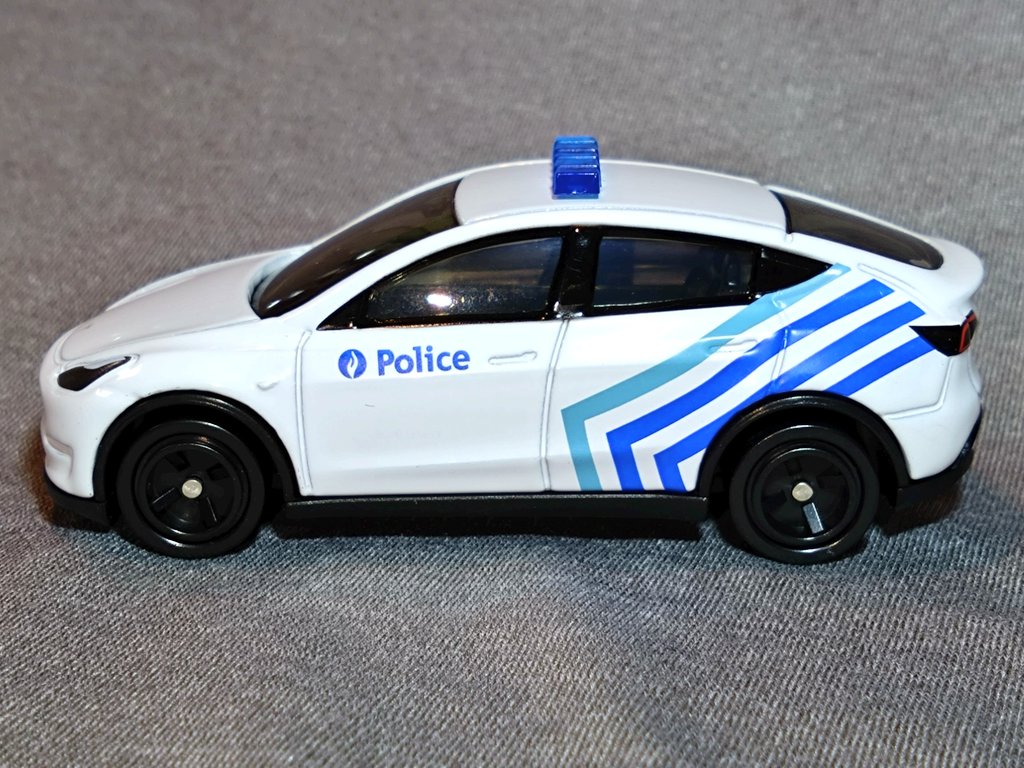 トミカ イオンオリジナル テスラ ベルギー警察8台セット トミカ イオンオリジナル テスラ ベルギー警察8台セット トミカ イオン