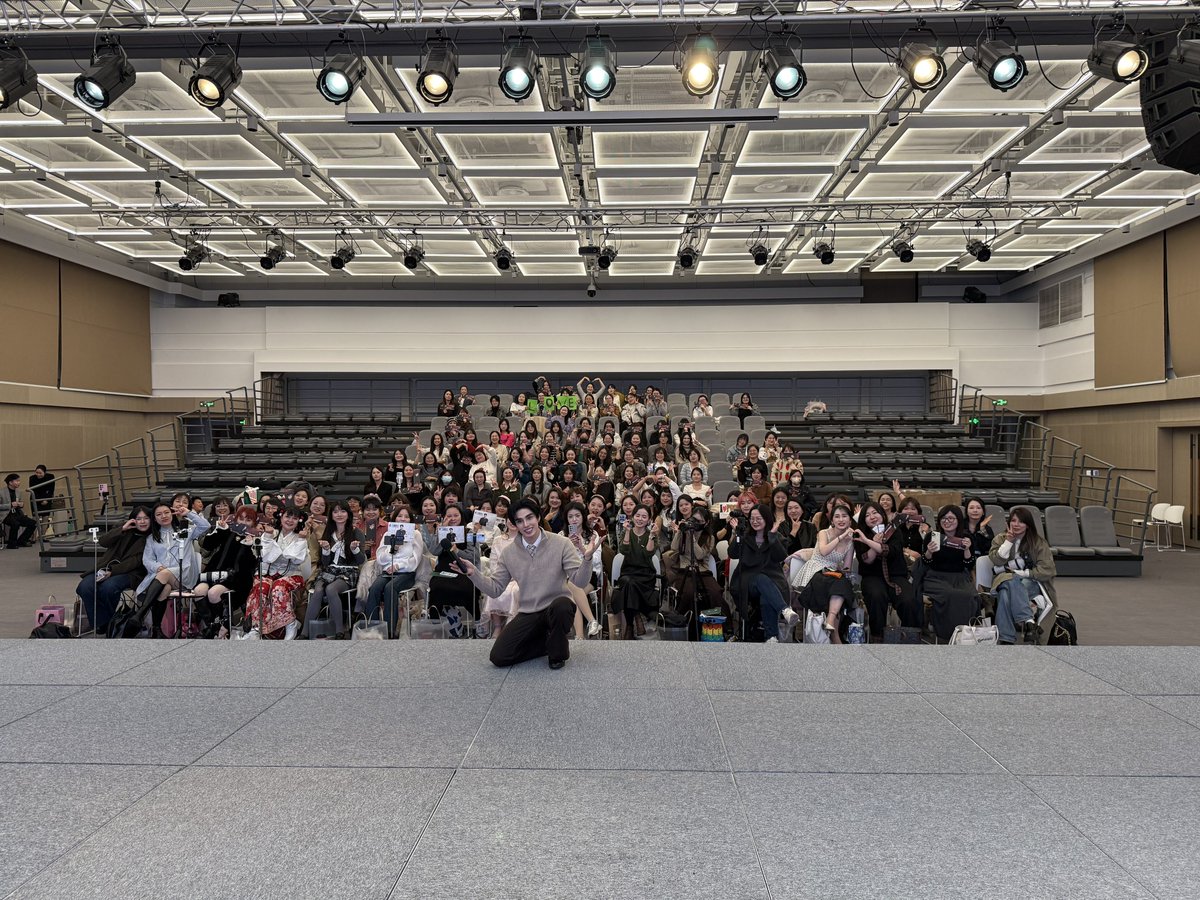 THANK YOU NINGBO❤️‍🔥

FAN SIGNING EVENT WITH POOM
#Poom1stFansignatNingbo
#PoomxYizhuo
#poompps