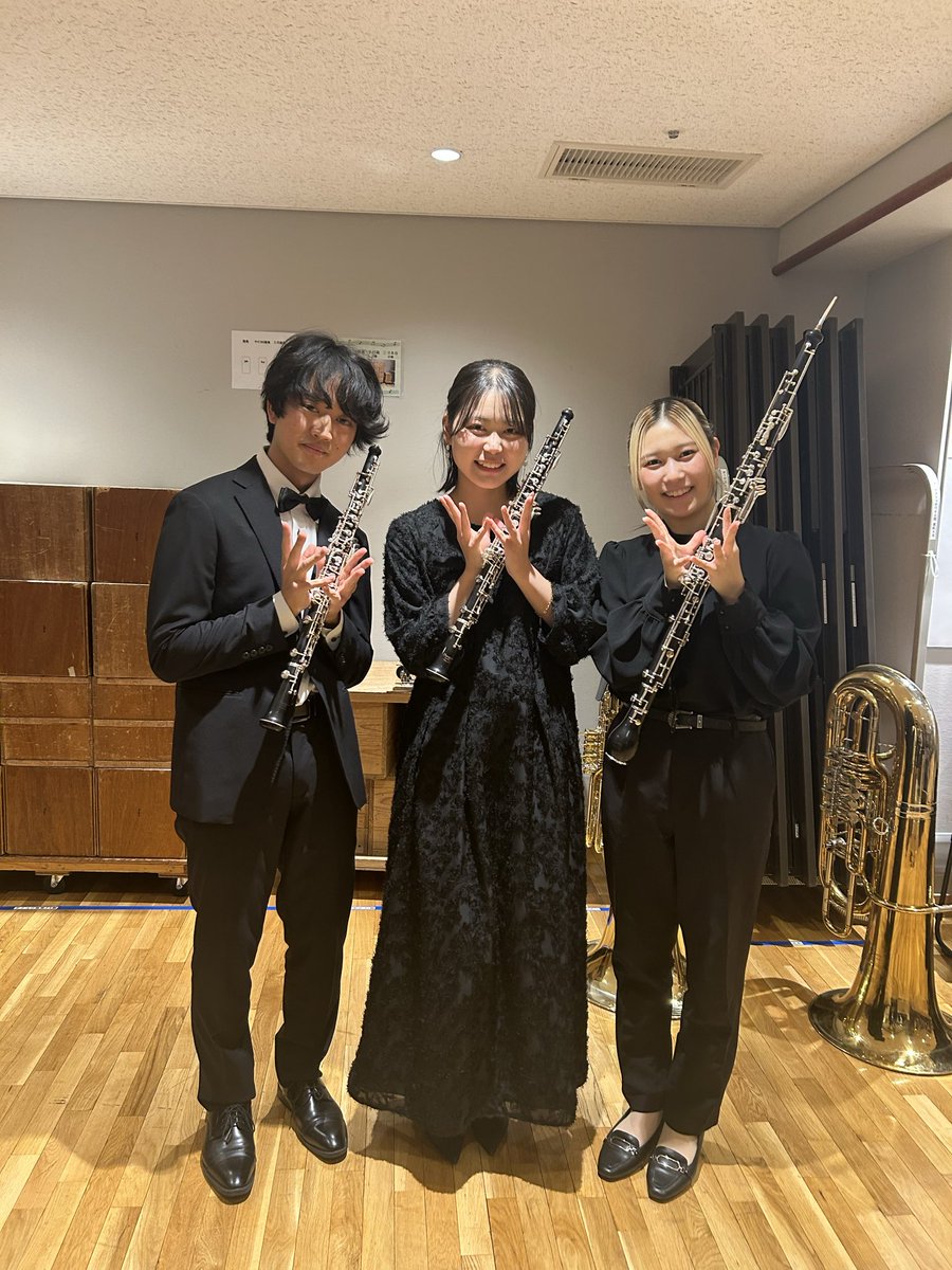aigeiOBOE's tweet photo. オケ定期終演いたしました！！
大植先生の素晴らしい指揮の下、沢山の学びと刺激をいただきました🥹✨️
みんなが大植先生の指揮に惹き込まれ、活気に満ちた演奏会となりました🔥
ご来場くださった皆様、誠にありがとうございました🙇
次は12/16のオーボエ定期「Feste di OBOE」に向けて駆け抜けます💨 https://t.co/BRYpfeSidv