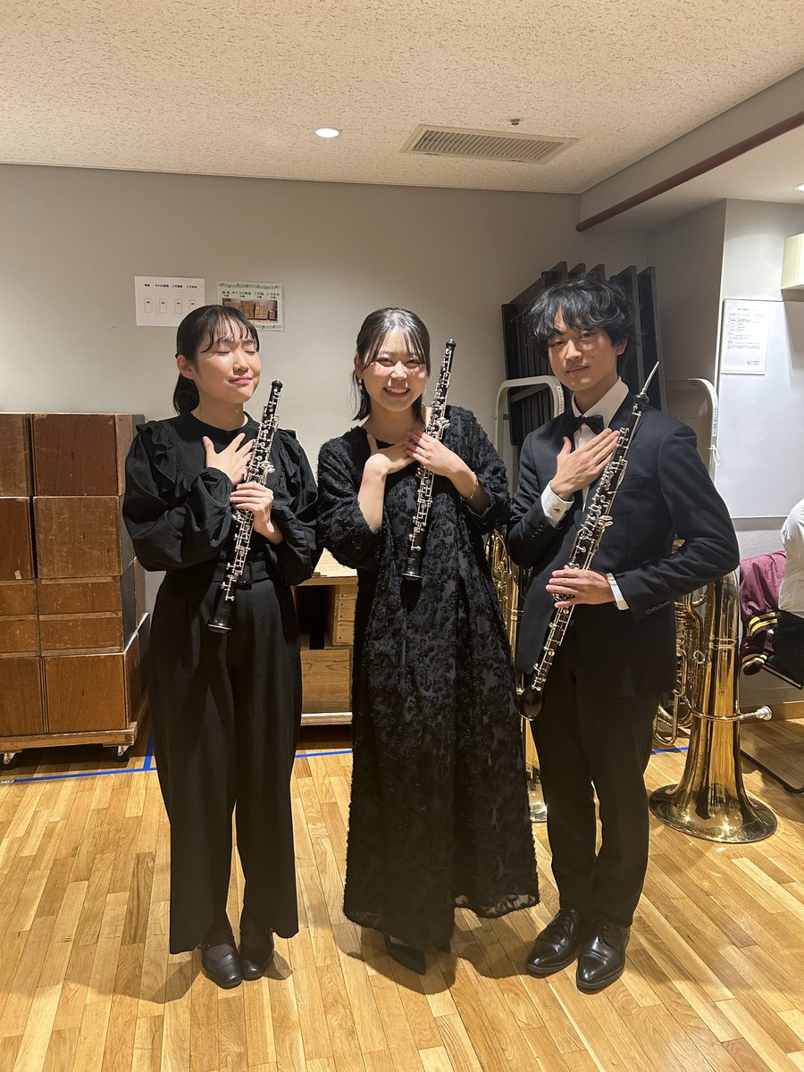 aigeiOBOE's tweet photo. オケ定期終演いたしました！！
大植先生の素晴らしい指揮の下、沢山の学びと刺激をいただきました🥹✨️
みんなが大植先生の指揮に惹き込まれ、活気に満ちた演奏会となりました🔥
ご来場くださった皆様、誠にありがとうございました🙇
次は12/16のオーボエ定期「Feste di OBOE」に向けて駆け抜けます💨 https://t.co/BRYpfeSidv