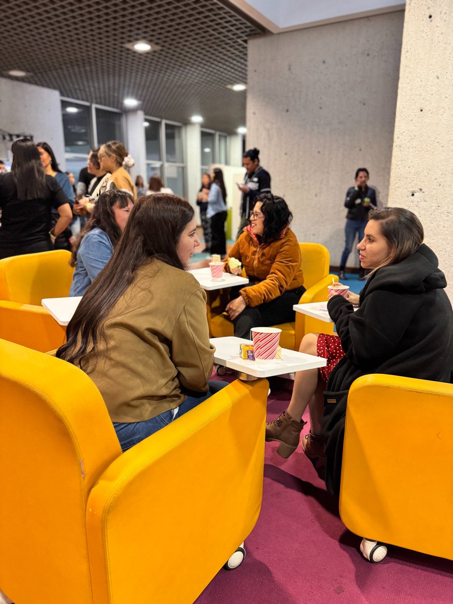 DjangoGirlsCo's tweet image. ✨ El 1ro de noviembre Bogotá vibró con #DjangoGirlsBogotá 💜💻
Gracias a las participantes, mentorxs y voluntarixs por construir un día lleno de aprendizaje y comunidad.
¡Seguimos creando tecnología con propósito! 🚀💜

#MujeresEnTech #ComunidadPython